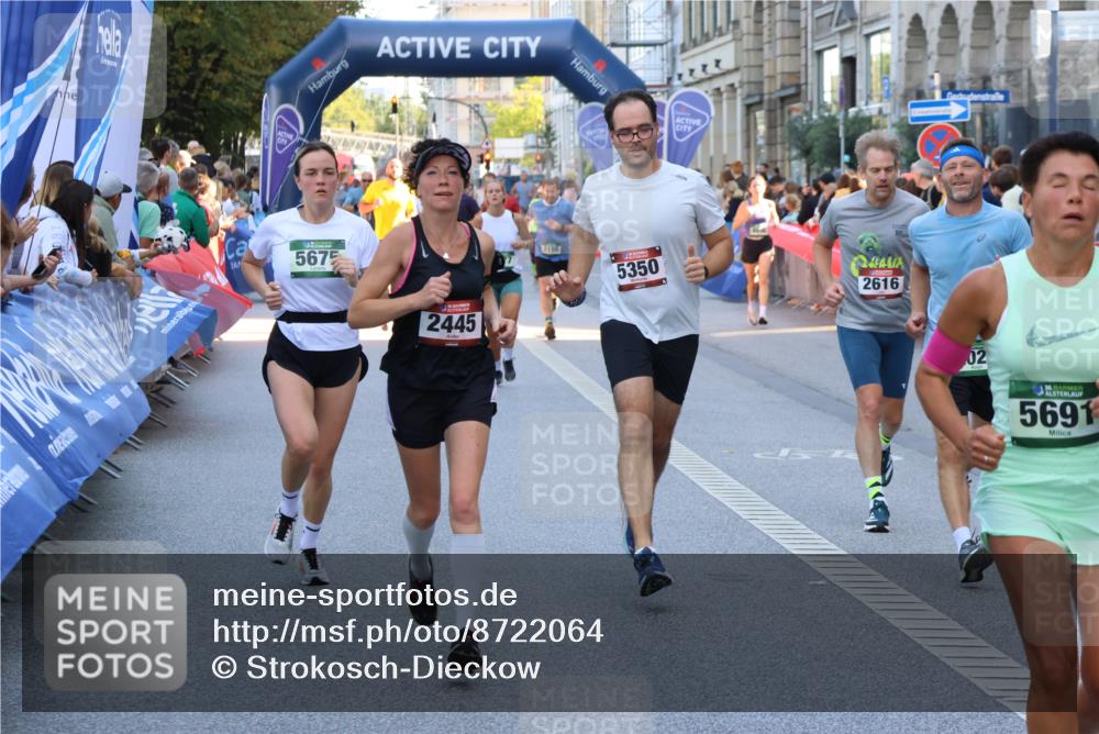 07.09.2025 - BARMER Alsterlauf Strokosch-Dieckow http://msf.ph/oto/8722064 07.09.2025 09:55:41 Ziel 2150, 2151, 2341, 2665, 2868, 3005, 3188, 3259, 3365, 3512, 3622, 3658, 3661, 3868, 4033, 4490, 4824, 5024, 5037, 5375, 5693, 5860, 6034, 6170, 6186, 6277, 8335 meine-sportfotos.de