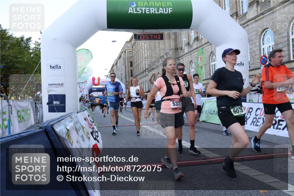 07.09.2025 - BARMER Alsterlauf Strokosch-Dieckow http://msf.ph/oto/8722075 07.09.2025 09:57:41 Ziel 2076, 2195, 2724, 3028, 3129, 3267, 3268, 3362, 3434, 3721, 4187, 4328, 4416, 4456, 4857, 4987, 5101, 5102, 5377, 5397, 5598, 5987, 6075, 8034, 8383 meine-sportfotos.de
