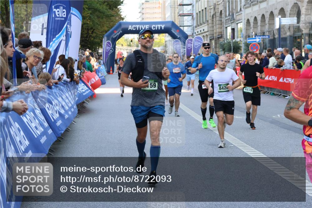 07.09.2025 - BARMER Alsterlauf Strokosch-Dieckow http://msf.ph/oto/8722093 07.09.2025 09:55:34 Ziel 2868, 3005, 3259, 3365, 3494, 3512, 3578, 3622, 3629, 3661, 3827, 3949, 4033, 4169, 4894, 5024, 5037, 5430, 5693, 5860, 6034, 6277, 6330, 8033, 8335 meine-sportfotos.de
