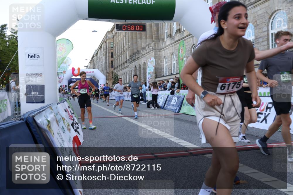 07.09.2025 - BARMER Alsterlauf Strokosch-Dieckow http://msf.ph/oto/8722115 07.09.2025 09:57:59 Ziel 2094, 2108, 2509, 3249, 3543, 3559, 3894, 3925, 4496, 4603, 4947, 4948, 5155, 5302, 5368, 5406, 5463, 5573, 5962, 6027, 6082, 6122, 6175, 8344, 8370 meine-sportfotos.de