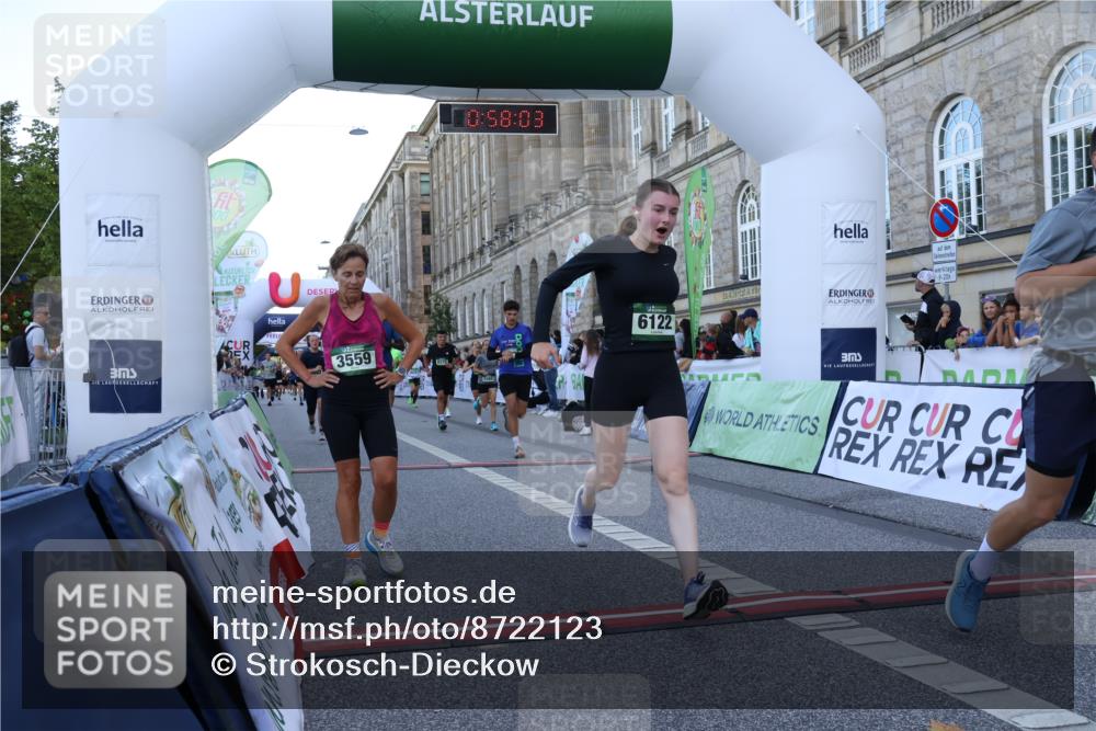 07.09.2025 - BARMER Alsterlauf Strokosch-Dieckow http://msf.ph/oto/8722123 07.09.2025 09:58:01 Ziel 2094, 2108, 2509, 3249, 3515, 3543, 3559, 3716, 3894, 4496, 5155, 5302, 5368, 5406, 5573, 5962, 6027, 6082, 6122, 6175, 8344, 8370 meine-sportfotos.de
