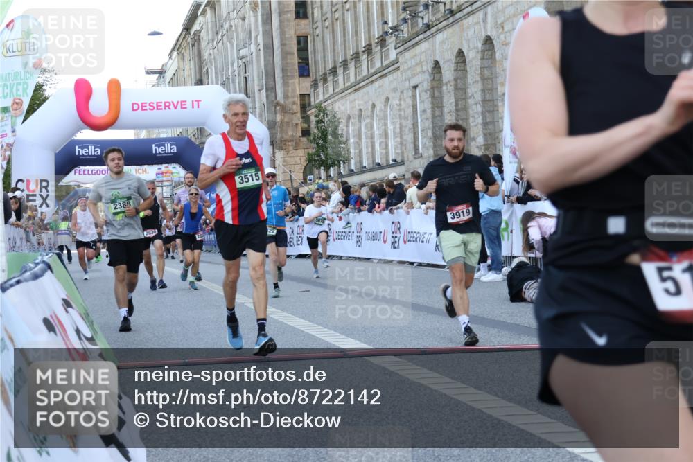 07.09.2025 - BARMER Alsterlauf Strokosch-Dieckow http://msf.ph/oto/8722142 07.09.2025 09:58:08 Ziel 2108, 2388, 2509, 2813, 2829, 2830, 3515, 3543, 3716, 3894, 3919, 3992, 5155, 5257, 5302, 5324, 5368, 5678, 5822, 5962, 6027, 6082, 8370 meine-sportfotos.de