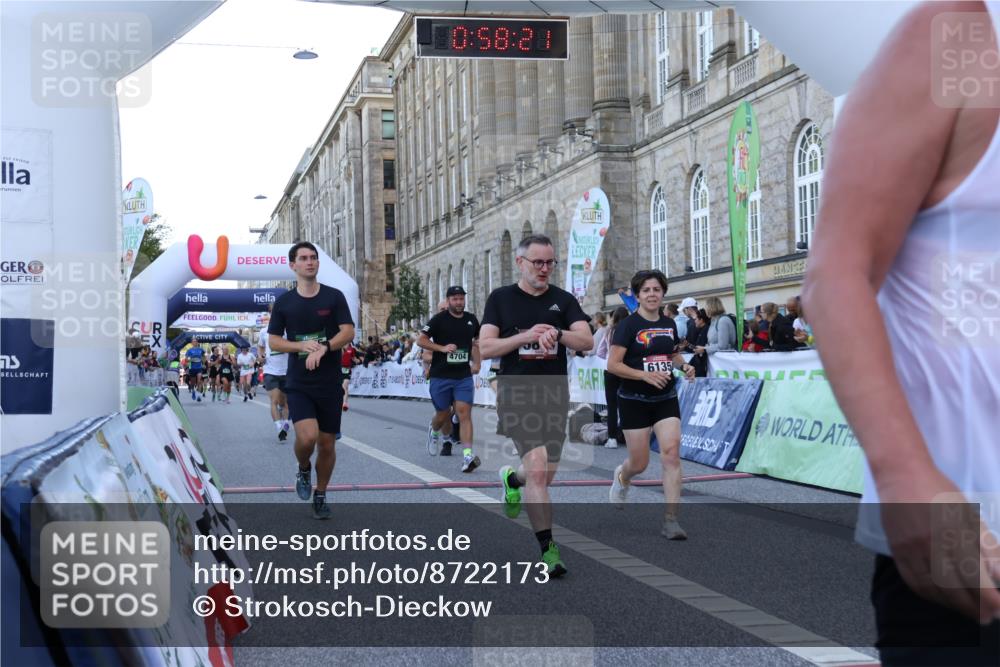 07.09.2025 - BARMER Alsterlauf Strokosch-Dieckow http://msf.ph/oto/8722173 07.09.2025 09:58:19 Ziel 2377, 2678, 4262, 4523, 4704, 4920, 5075, 5079, 5324, 5366, 5629, 5697, 5864, 5901, 6135, 6238, 8099 meine-sportfotos.de