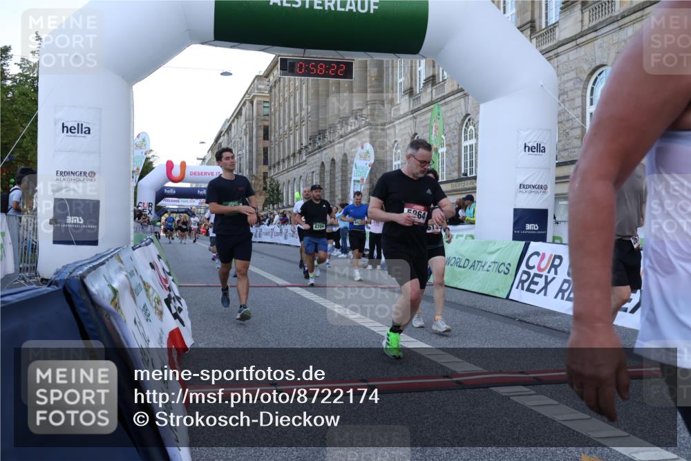 07.09.2025 - BARMER Alsterlauf Strokosch-Dieckow http://msf.ph/oto/8722174 07.09.2025 09:58:20 Ziel 2377, 2678, 4262, 4523, 4704, 4888, 4920, 5075, 5079, 5324, 5366, 5629, 5697, 5842, 5843, 5864, 5901, 6135, 6238, 8099 meine-sportfotos.de