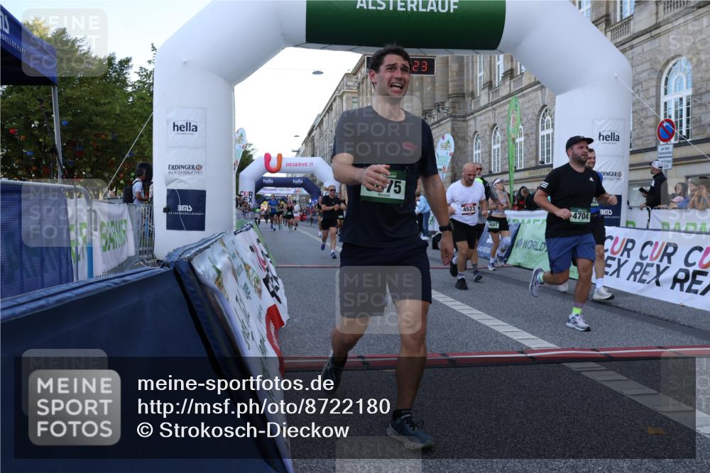 07.09.2025 - BARMER Alsterlauf Strokosch-Dieckow http://msf.ph/oto/8722180 07.09.2025 09:58:22 Ziel 2377, 2672, 2678, 4262, 4523, 4701, 4704, 4888, 4920, 5075, 5079, 5366, 5629, 5697, 5842, 5843, 5864, 5901, 6074, 6135, 6238 meine-sportfotos.de