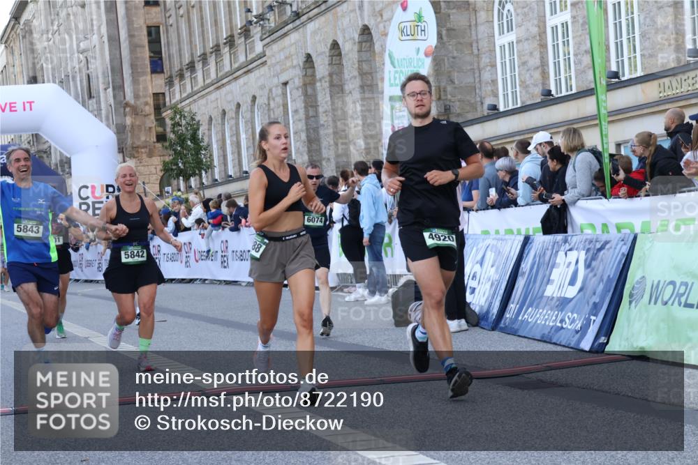 07.09.2025 - BARMER Alsterlauf Strokosch-Dieckow http://msf.ph/oto/8722190 07.09.2025 09:58:26 Ziel 2377, 2672, 3055, 4012, 4523, 4701, 4704, 4723, 4888, 4920, 5079, 5366, 5384, 5629, 5697, 5842, 5843, 5901, 6074, 6238 meine-sportfotos.de