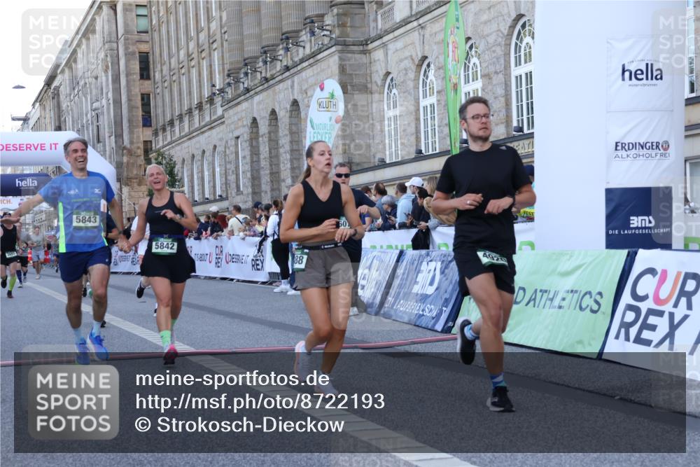 07.09.2025 - BARMER Alsterlauf Strokosch-Dieckow http://msf.ph/oto/8722193 07.09.2025 09:58:27 Ziel 2377, 2672, 3055, 4012, 4701, 4723, 4888, 4920, 5366, 5384, 5697, 5842, 5843, 5901, 6074, 6238, 6324 meine-sportfotos.de
