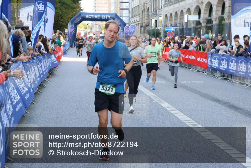 07.09.2025 - BARMER Alsterlauf Strokosch-Dieckow http://msf.ph/oto/8722194 07.09.2025 09:55:20 Ziel 2029, 2188, 2345, 2445, 2616, 2734, 2737, 3494, 3578, 3629, 3827, 3949, 4169, 4646, 4677, 4886, 4894, 5350, 5412, 5430, 5675, 5903, 6330, 8033, 8129, 8309 meine-sportfotos.de