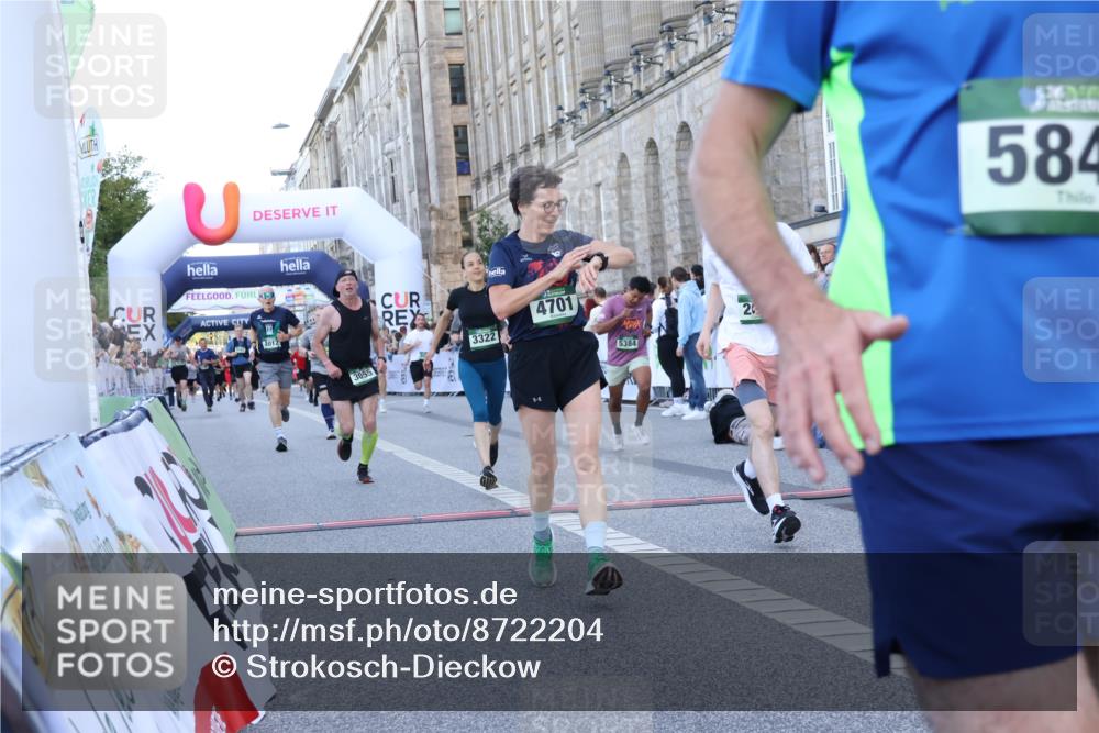 07.09.2025 - BARMER Alsterlauf Strokosch-Dieckow http://msf.ph/oto/8722204 07.09.2025 09:58:30 Ziel 2672, 3055, 4012, 4618, 4701, 4723, 4888, 4920, 5384, 5690, 5842, 5843, 6074, 6324, 8052 meine-sportfotos.de