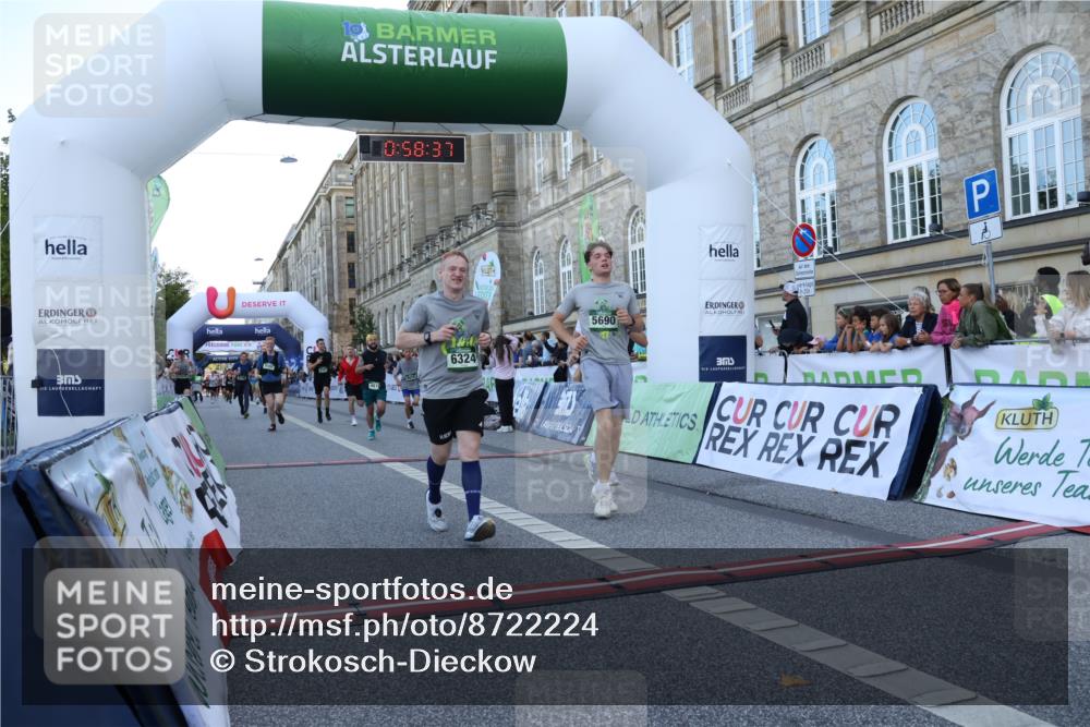 07.09.2025 - BARMER Alsterlauf Strokosch-Dieckow http://msf.ph/oto/8722224 07.09.2025 09:58:35 Ziel 2257, 2670, 3055, 4012, 4618, 4712, 4723, 4752, 5196, 5384, 5690, 6014, 6023, 6324, 8052, 8091, 8439 meine-sportfotos.de