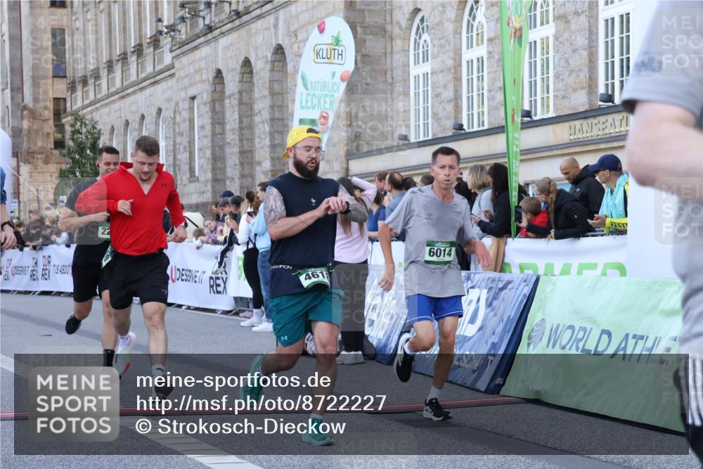 07.09.2025 - BARMER Alsterlauf Strokosch-Dieckow http://msf.ph/oto/8722227 07.09.2025 09:58:37 Ziel 2257, 2670, 2984, 3347, 4012, 4618, 4712, 4723, 4752, 4843, 5196, 5260, 5384, 5690, 6014, 6023, 6324, 8052, 8091, 8439 meine-sportfotos.de