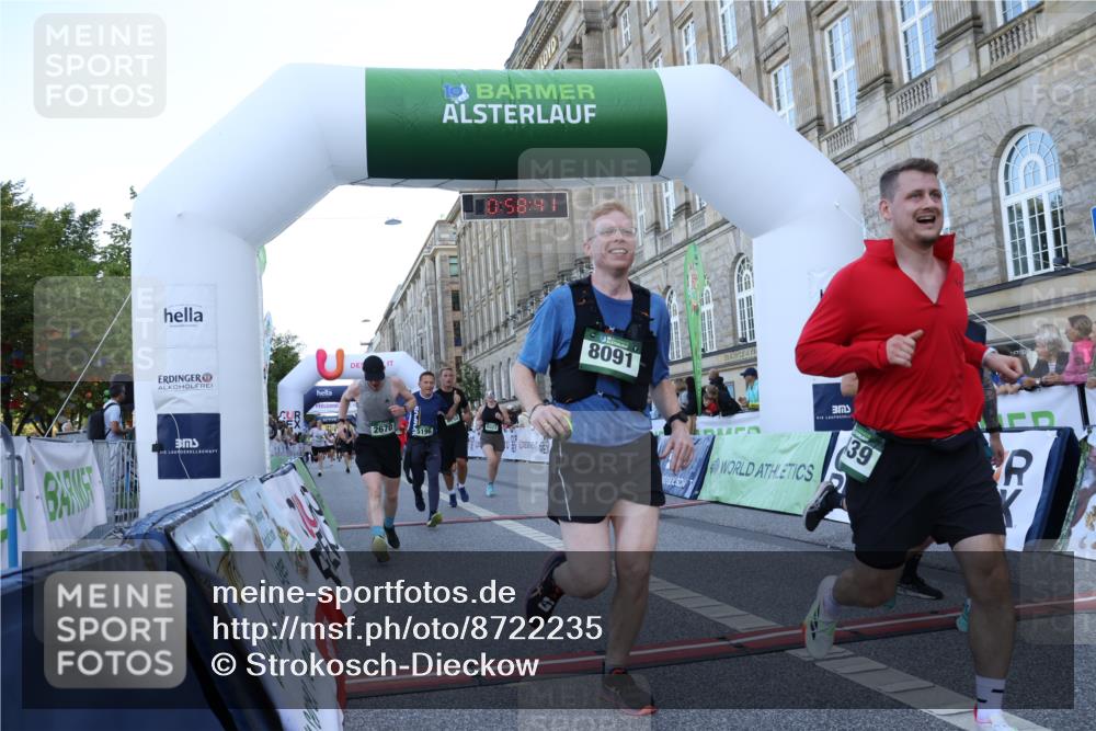 07.09.2025 - BARMER Alsterlauf Strokosch-Dieckow http://msf.ph/oto/8722235 07.09.2025 09:58:39 Ziel 2257, 2670, 2984, 3347, 4618, 4712, 4752, 4843, 4873, 5196, 5260, 5567, 5690, 6014, 6023, 6324, 8052, 8091, 8439 meine-sportfotos.de