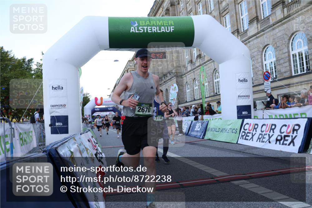 07.09.2025 - BARMER Alsterlauf Strokosch-Dieckow http://msf.ph/oto/8722238 07.09.2025 09:58:41 Ziel 2257, 2670, 2984, 3347, 4006, 4283, 4618, 4712, 4752, 4843, 4873, 5196, 5260, 5567, 6014, 6023, 8042, 8091, 8439 meine-sportfotos.de