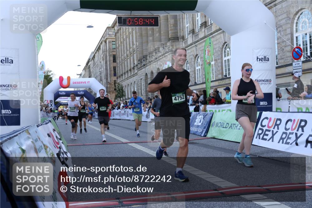 07.09.2025 - BARMER Alsterlauf Strokosch-Dieckow http://msf.ph/oto/8722242 07.09.2025 09:58:42 Ziel 2257, 2670, 2984, 3347, 4006, 4283, 4618, 4712, 4752, 4843, 4873, 4900, 5196, 5260, 5567, 6014, 6023, 8042, 8091, 8439 meine-sportfotos.de