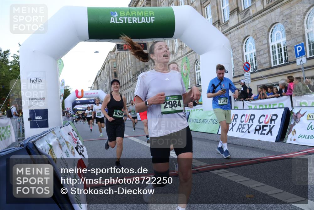 07.09.2025 - BARMER Alsterlauf Strokosch-Dieckow http://msf.ph/oto/8722250 07.09.2025 09:58:45 Ziel 2740, 2984, 3207, 3347, 4006, 4229, 4283, 4712, 4752, 4843, 4873, 4900, 5196, 5260, 5567, 5685, 5929, 5930, 5981, 6001, 6023, 8042 meine-sportfotos.de