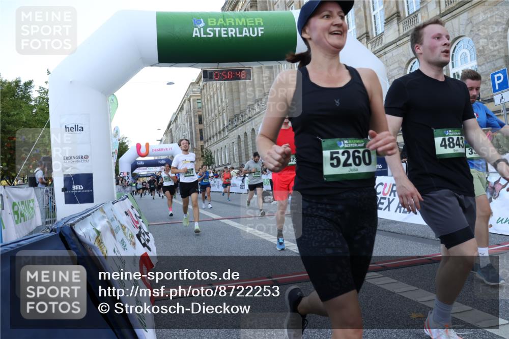 07.09.2025 - BARMER Alsterlauf Strokosch-Dieckow http://msf.ph/oto/8722253 07.09.2025 09:58:46 Ziel 2729, 2730, 2740, 2984, 3207, 3347, 4006, 4229, 4283, 4712, 4752, 4843, 4873, 4900, 5260, 5567, 5685, 5929, 5930, 5981, 6001, 6023, 8042 meine-sportfotos.de