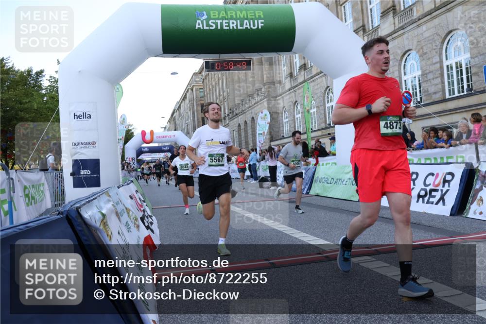 07.09.2025 - BARMER Alsterlauf Strokosch-Dieckow http://msf.ph/oto/8722255 07.09.2025 09:58:47 Ziel 2729, 2730, 2740, 2984, 3207, 3347, 3813, 4006, 4229, 4283, 4712, 4843, 4873, 4900, 5260, 5567, 5685, 5793, 5929, 5930, 5981, 6001, 8042 meine-sportfotos.de