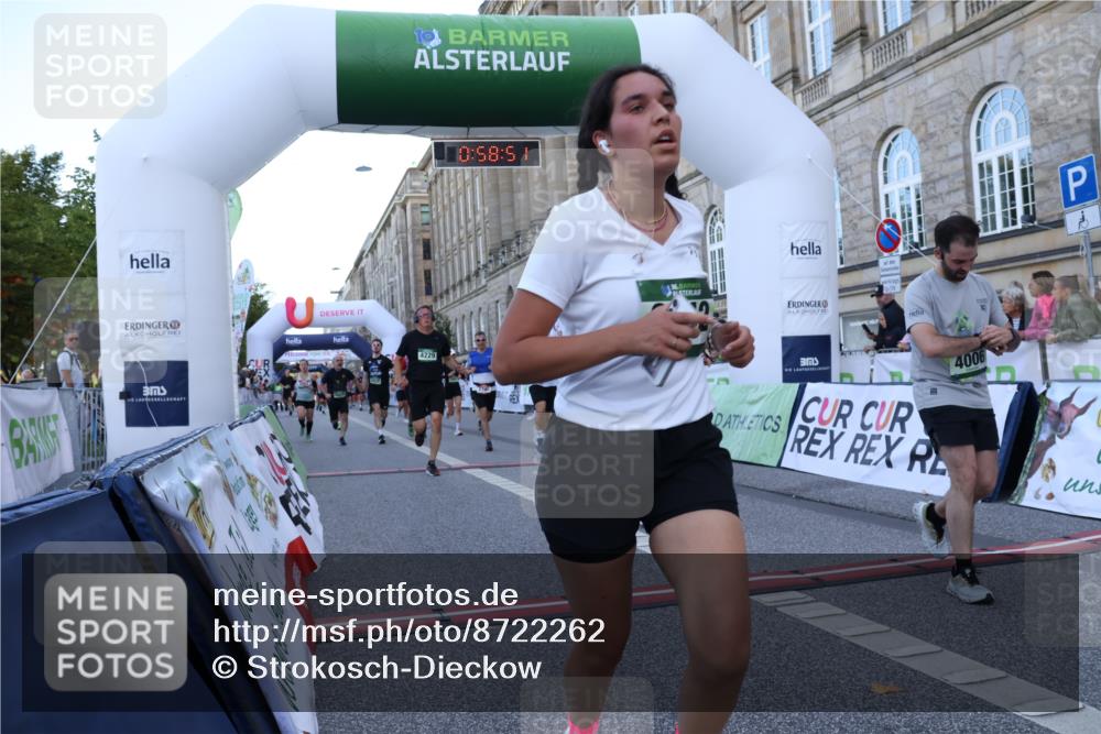 07.09.2025 - BARMER Alsterlauf Strokosch-Dieckow http://msf.ph/oto/8722262 07.09.2025 09:58:49 Ziel 2729, 2730, 2740, 3207, 3347, 3813, 4006, 4229, 4283, 4828, 4873, 4900, 5260, 5567, 5685, 5793, 5929, 5930, 5981, 6001, 8042 meine-sportfotos.de