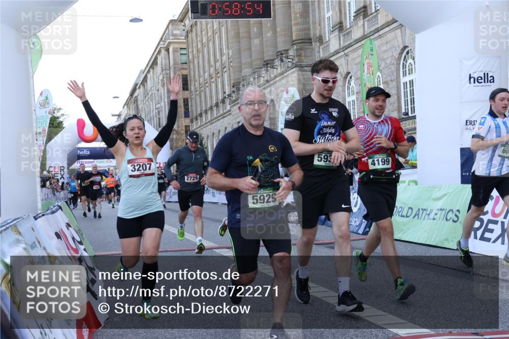 07.09.2025 - BARMER Alsterlauf Strokosch-Dieckow http://msf.ph/oto/8722271 07.09.2025 09:58:52 Ziel 2729, 2730, 2740, 3207, 3266, 3704, 3813, 4006, 4229, 4283, 4423, 4828, 4872, 4900, 5685, 5793, 5929, 5930, 5981, 6001, 8042 meine-sportfotos.de
