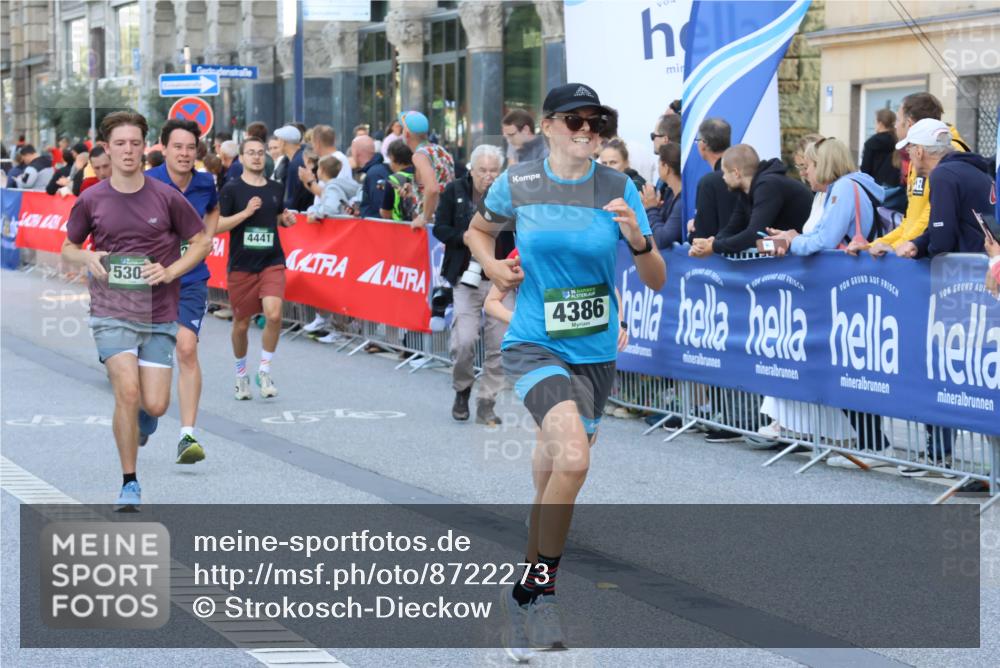 07.09.2025 - BARMER Alsterlauf Strokosch-Dieckow http://msf.ph/oto/8722273 07.09.2025 09:55:09 Ziel 2029, 2374, 2445, 2569, 2616, 2737, 2800, 3211, 3242, 3298, 3831, 3961, 4646, 4657, 4677, 4839, 4887, 5011, 5350, 5494, 5675, 5691, 5713, 5903, 8129, 8159, 8263, 8309 meine-sportfotos.de