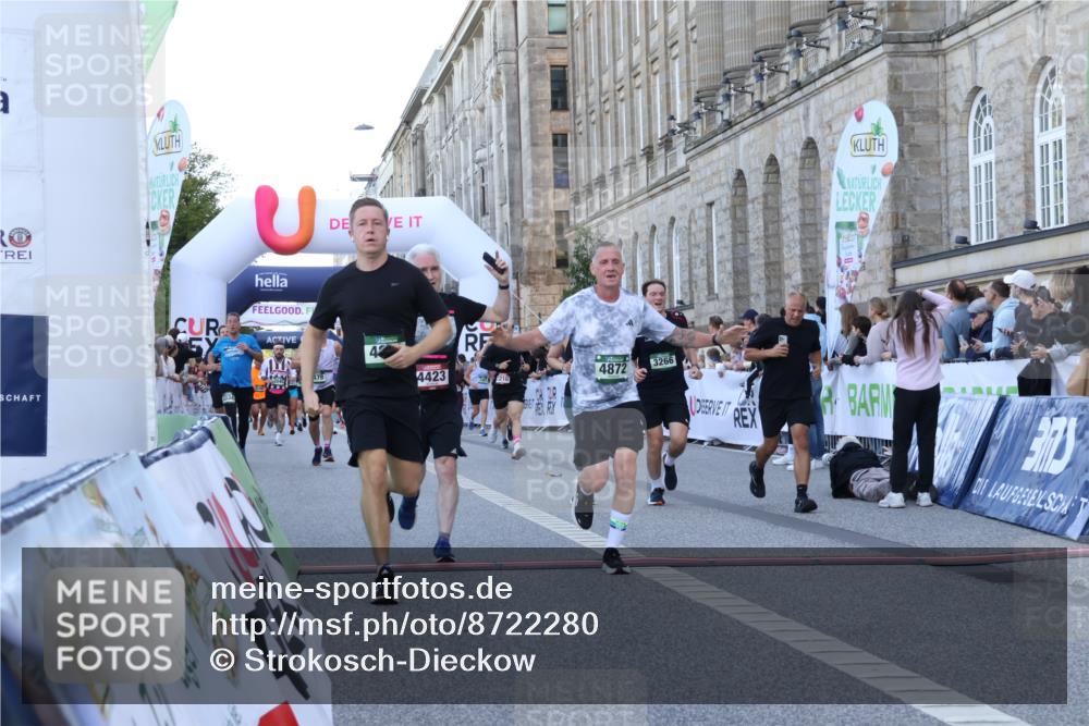 07.09.2025 - BARMER Alsterlauf Strokosch-Dieckow http://msf.ph/oto/8722280 07.09.2025 09:58:56 Ziel 2210, 2375, 2483, 2729, 2730, 2740, 3040, 3207, 3266, 3479, 3704, 3813, 4119, 4135, 4423, 4558, 4559, 4828, 4872, 5147, 5793, 5929, 5930, 5981, 6001, 8334 meine-sportfotos.de
