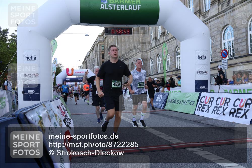 07.09.2025 - BARMER Alsterlauf Strokosch-Dieckow http://msf.ph/oto/8722285 07.09.2025 09:58:57 Ziel 2210, 2375, 2483, 2729, 2730, 2803, 3040, 3266, 3479, 3704, 3813, 4119, 4135, 4423, 4558, 4559, 4698, 4828, 4872, 5147, 5793, 6001, 8334 meine-sportfotos.de