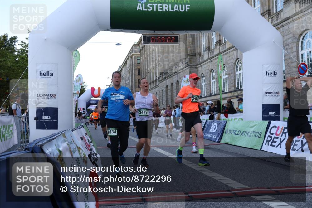 07.09.2025 - BARMER Alsterlauf Strokosch-Dieckow http://msf.ph/oto/8722296 07.09.2025 09:59:00 Ziel 2210, 2375, 2483, 2762, 2803, 3040, 3050, 3266, 3479, 3704, 4119, 4135, 4219, 4423, 4558, 4559, 4698, 4828, 4872, 5147, 5955, 6340, 8334, 8387, 8388 meine-sportfotos.de