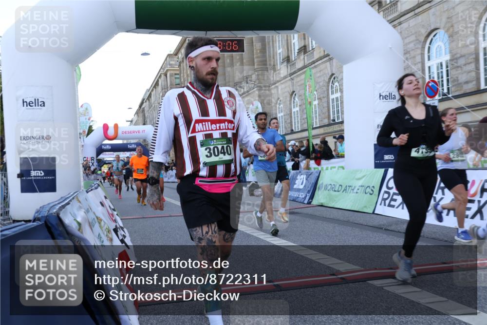 07.09.2025 - BARMER Alsterlauf Strokosch-Dieckow http://msf.ph/oto/8722311 07.09.2025 09:59:05 Ziel 2210, 2375, 2483, 2640, 2762, 2803, 2988, 3040, 3050, 3479, 3593, 3631, 4119, 4135, 4219, 4227, 4242, 4558, 4559, 4698, 4972, 5147, 5882, 5955, 6160, 6161, 6340, 8334, 8387, 8388 meine-sportfotos.de