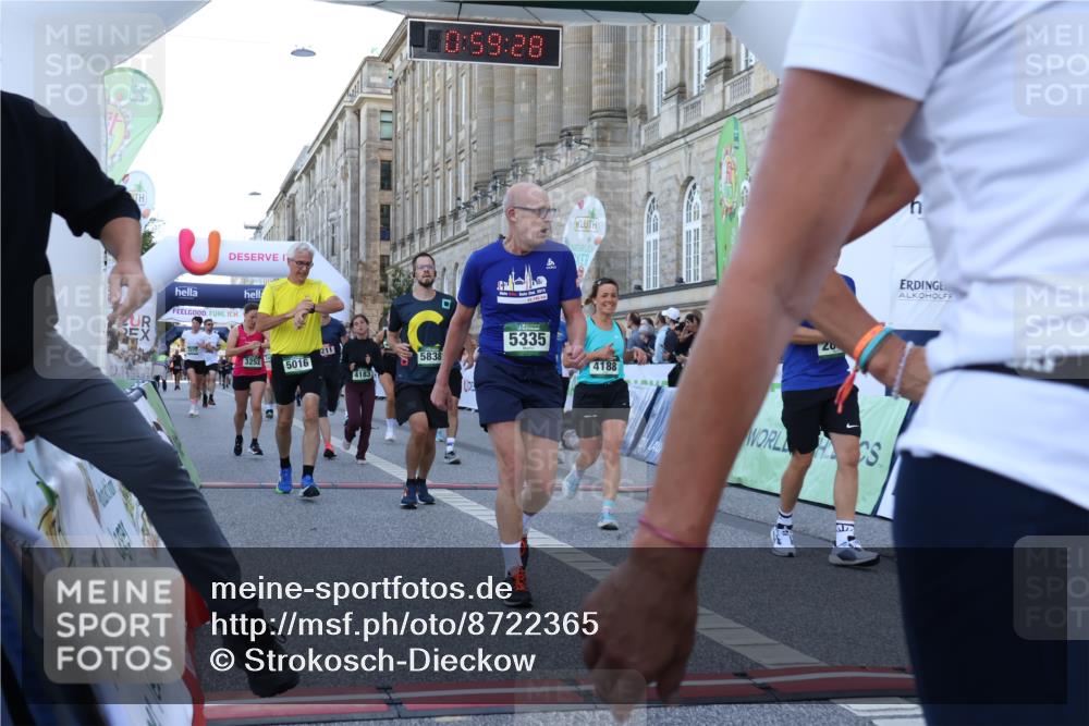 07.09.2025 - BARMER Alsterlauf Strokosch-Dieckow http://msf.ph/oto/8722365 07.09.2025 09:59:26 Ziel 2055, 2270, 2786, 2808, 3081, 3252, 3277, 3414, 3482, 3492, 3709, 3710, 4183, 4188, 4225, 4226, 4290, 4299, 4801, 5016, 5099, 5100, 5106, 5211, 5335, 5501, 5518, 5838, 6064, 6157, 8117 meine-sportfotos.de