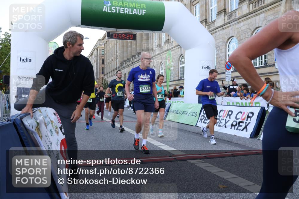 07.09.2025 - BARMER Alsterlauf Strokosch-Dieckow http://msf.ph/oto/8722366 07.09.2025 09:59:27 Ziel 2055, 2270, 2808, 3075, 3081, 3252, 3277, 3414, 3492, 3709, 3710, 4183, 4188, 4225, 4226, 4290, 4299, 4801, 5016, 5099, 5100, 5106, 5211, 5335, 5501, 5518, 5838, 6064, 6157, 6189, 8117 meine-sportfotos.de