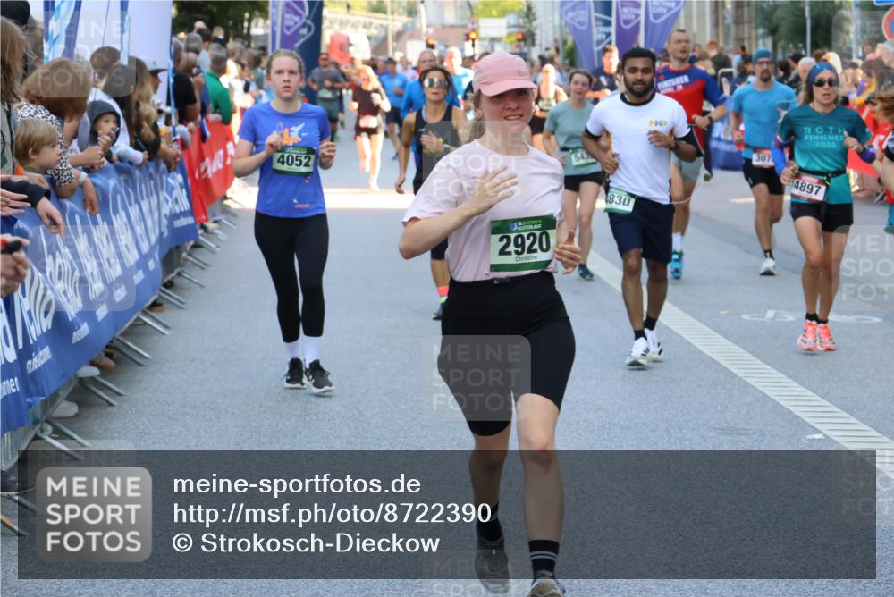 07.09.2025 - BARMER Alsterlauf Strokosch-Dieckow http://msf.ph/oto/8722390 07.09.2025 09:54:43 Ziel 2302, 2514, 2751, 3115, 3122, 3646, 3662, 3951, 4014, 4275, 4386, 4436, 4441, 4786, 4965, 4980, 5055, 5300, 5321, 5330, 5549, 5607, 5949, 6062, 6079, 6143, 6215, 8016 meine-sportfotos.de