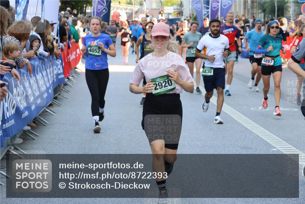 07.09.2025 - BARMER Alsterlauf Strokosch-Dieckow http://msf.ph/oto/8722393 07.09.2025 09:54:43 Ziel 2302, 2514, 2751, 3115, 3122, 3646, 3662, 3951, 4014, 4275, 4386, 4436, 4441, 4786, 4965, 4980, 5055, 5300, 5321, 5330, 5549, 5607, 5949, 6062, 6079, 6143, 6215, 8016 meine-sportfotos.de