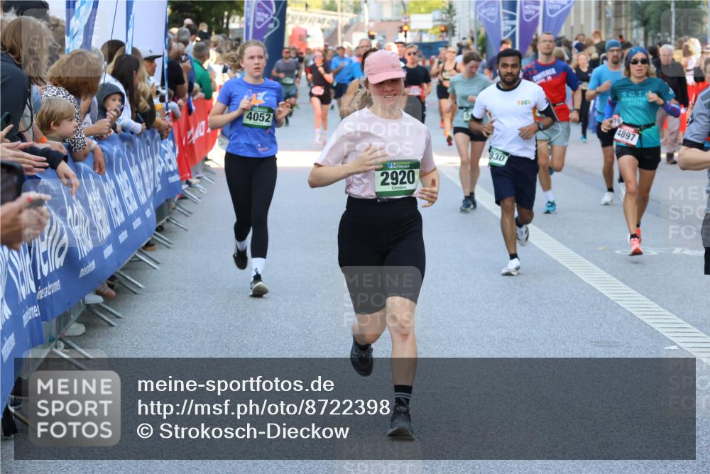 07.09.2025 - BARMER Alsterlauf Strokosch-Dieckow http://msf.ph/oto/8722398 07.09.2025 09:54:43 Ziel 2302, 2514, 2751, 3115, 3122, 3646, 3662, 3951, 4014, 4275, 4386, 4436, 4441, 4786, 4965, 4980, 5055, 5300, 5321, 5330, 5549, 5607, 5949, 6062, 6079, 6143, 6215, 8016 meine-sportfotos.de