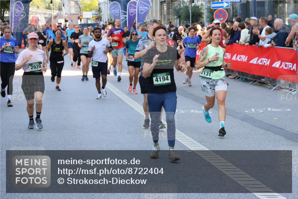 07.09.2025 - BARMER Alsterlauf Strokosch-Dieckow http://msf.ph/oto/8722404 07.09.2025 09:54:41 Ziel 2302, 2514, 2751, 3115, 3646, 3662, 3951, 4014, 4275, 4386, 4436, 4441, 4580, 4786, 4965, 4980, 5055, 5300, 5321, 5330, 5398, 5607, 6062, 6079, 6143, 6215, 8016, 8303 meine-sportfotos.de