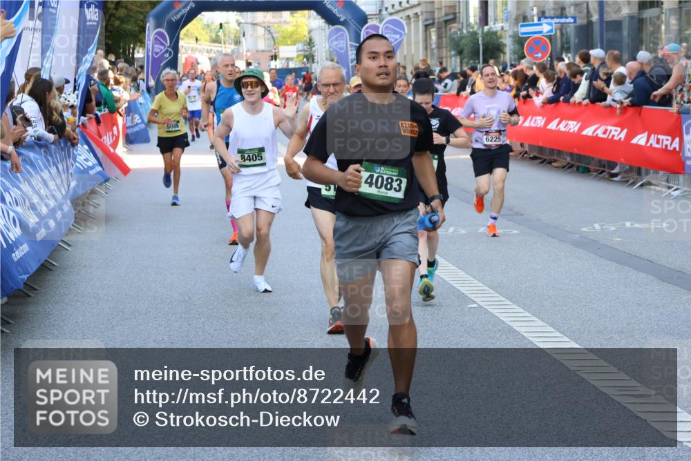 07.09.2025 - BARMER Alsterlauf Strokosch-Dieckow http://msf.ph/oto/8722442 07.09.2025 09:54:24 Ziel 2086, 2131, 2272, 2302, 2397, 2429, 2608, 2610, 2751, 2924, 3049, 3078, 3464, 3821, 4014, 4052, 4580, 4830, 4897, 4956, 5169, 5195, 5398, 5433, 5434, 5462, 5527, 6062, 6106, 6215, 6248, 6264, 8303 meine-sportfotos.de
