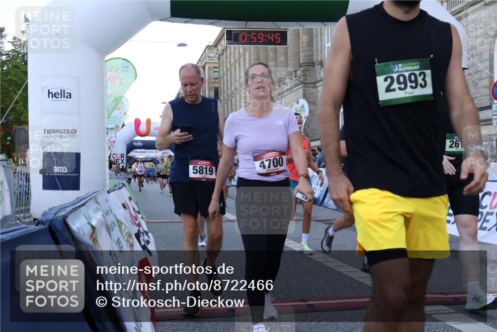 07.09.2025 - BARMER Alsterlauf Strokosch-Dieckow http://msf.ph/oto/8722466 07.09.2025 09:59:43 Ziel 2193, 2303, 2423, 2612, 2739, 2832, 3415, 3899, 3909, 4123, 4241, 4700, 4760, 4840, 5038, 5552, 5819, 5996, 8447 meine-sportfotos.de