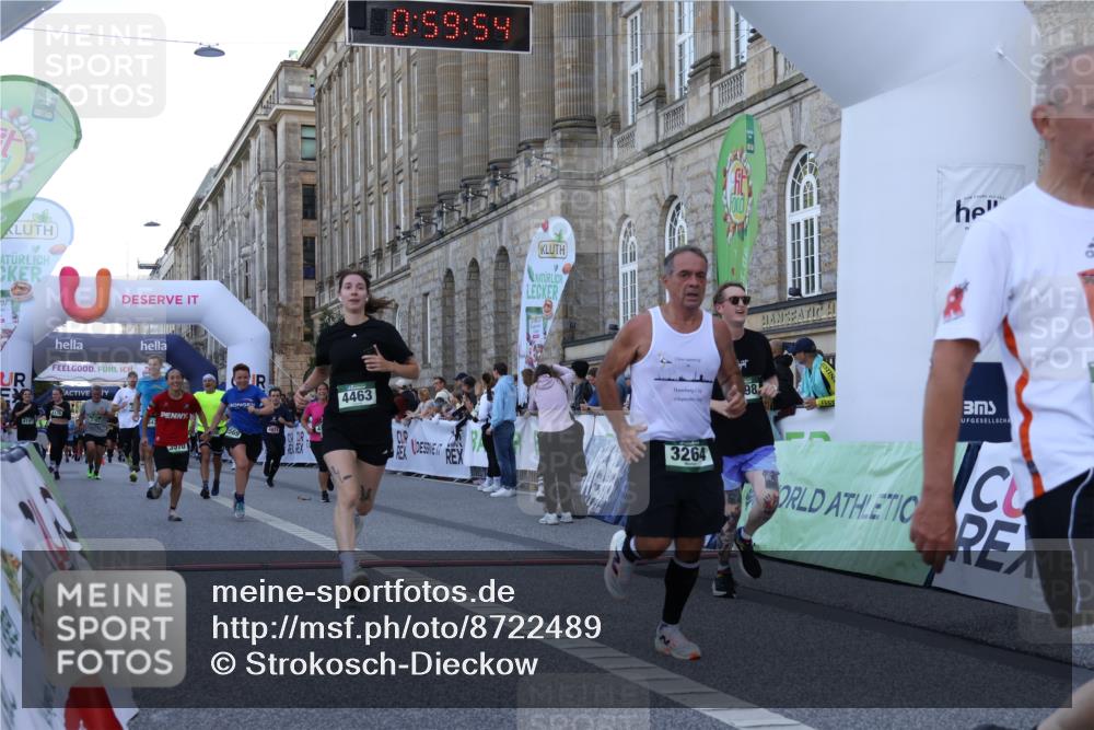 07.09.2025 - BARMER Alsterlauf Strokosch-Dieckow http://msf.ph/oto/8722489 07.09.2025 09:59:53 Ziel 2739, 2832, 3264, 3283, 3437, 3438, 3569, 3570, 3763, 4104, 4176, 4197, 4463, 4840, 4871, 5038, 5437, 5707, 8379, 8398 meine-sportfotos.de