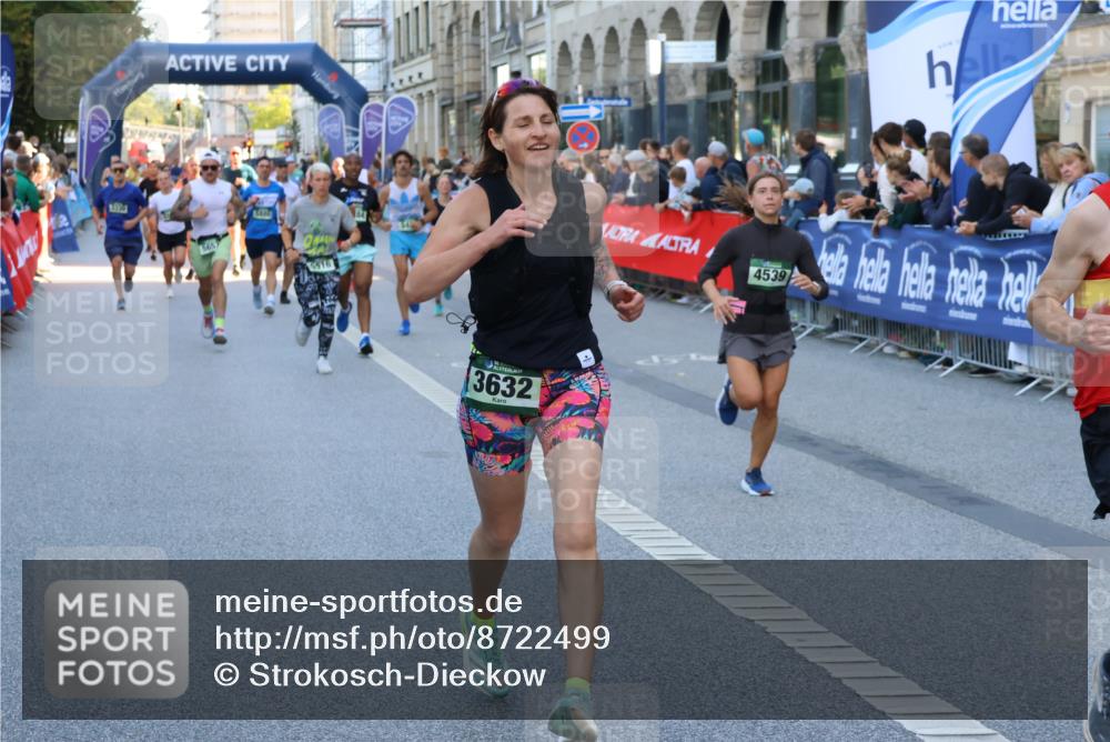07.09.2025 - BARMER Alsterlauf Strokosch-Dieckow http://msf.ph/oto/8722499 07.09.2025 09:54:12 Ziel 2011, 2086, 2131, 2272, 2397, 2608, 2610, 2920, 3049, 3067, 3078, 3258, 4031, 4052, 4194, 4830, 4897, 5295, 5433, 5434, 5527, 6264, 6276, 8088 meine-sportfotos.de