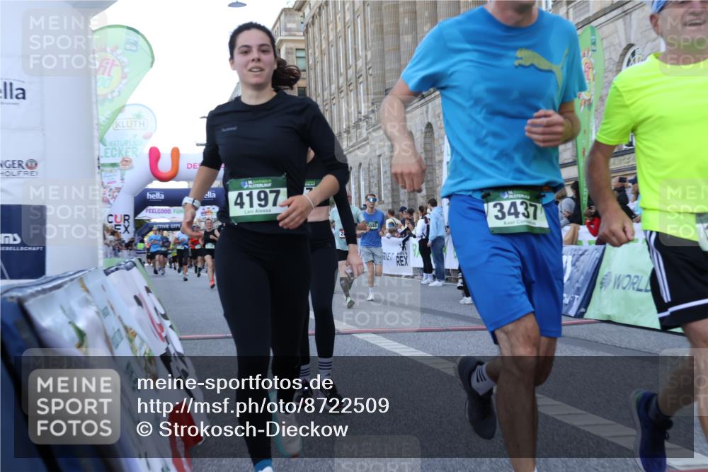 07.09.2025 - BARMER Alsterlauf Strokosch-Dieckow http://msf.ph/oto/8722509 07.09.2025 09:59:59 Ziel 2731, 2732, 2842, 3116, 3155, 3283, 3309, 3437, 3438, 3569, 3570, 3763, 4104, 4176, 4197, 4635, 4682, 4726, 4871, 5048, 5238, 5452, 5515, 6226, 6227, 6236 meine-sportfotos.de