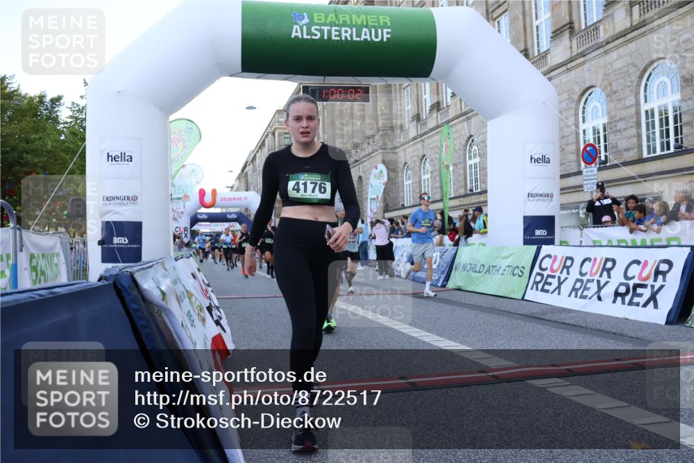 07.09.2025 - BARMER Alsterlauf Strokosch-Dieckow http://msf.ph/oto/8722517 07.09.2025 10:00:00 Ziel 2180, 2348, 2731, 2732, 2842, 3116, 3155, 3283, 3309, 3437, 3438, 3569, 3570, 3763, 4104, 4176, 4197, 4635, 4682, 4726, 4741, 4871, 5048, 5238, 5452, 5515, 6118, 6226, 6227, 6236, 8369 meine-sportfotos.de