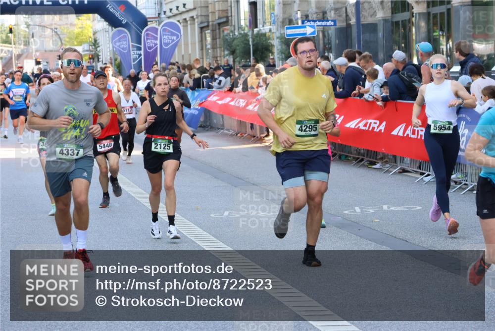 07.09.2025 - BARMER Alsterlauf Strokosch-Dieckow http://msf.ph/oto/8722523 07.09.2025 09:54:07 Ziel 2011, 2131, 2397, 2920, 3067, 3258, 3816, 4031, 4052, 4194, 4298, 4540, 4830, 4897, 5086, 5295, 6225, 6276, 8088, 8108, 8456 meine-sportfotos.de