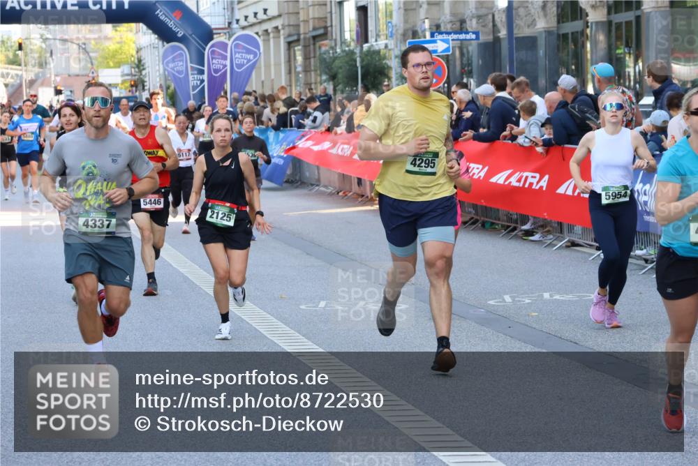 07.09.2025 - BARMER Alsterlauf Strokosch-Dieckow http://msf.ph/oto/8722530 07.09.2025 09:54:07 Ziel 2011, 2131, 2397, 2920, 3067, 3258, 3816, 4031, 4052, 4194, 4298, 4540, 4830, 4897, 5086, 5295, 6225, 6276, 8088, 8108, 8456 meine-sportfotos.de