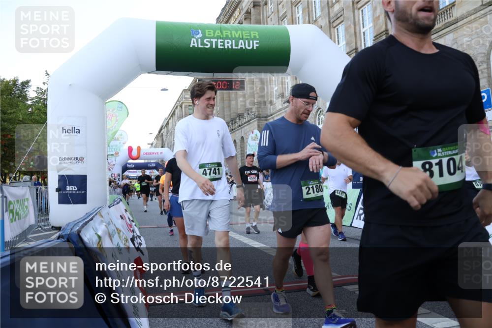 07.09.2025 - BARMER Alsterlauf Strokosch-Dieckow http://msf.ph/oto/8722541 07.09.2025 10:00:11 Ziel 2180, 2265, 2269, 2305, 2313, 2348, 2588, 2757, 3369, 4036, 4334, 4464, 4590, 4629, 4681, 4726, 4741, 4984, 5557, 5576, 5705, 5973, 5990, 6018, 6029, 6118, 6181, 6291, 8104, 8111, 8353, 8369, 8397 meine-sportfotos.de