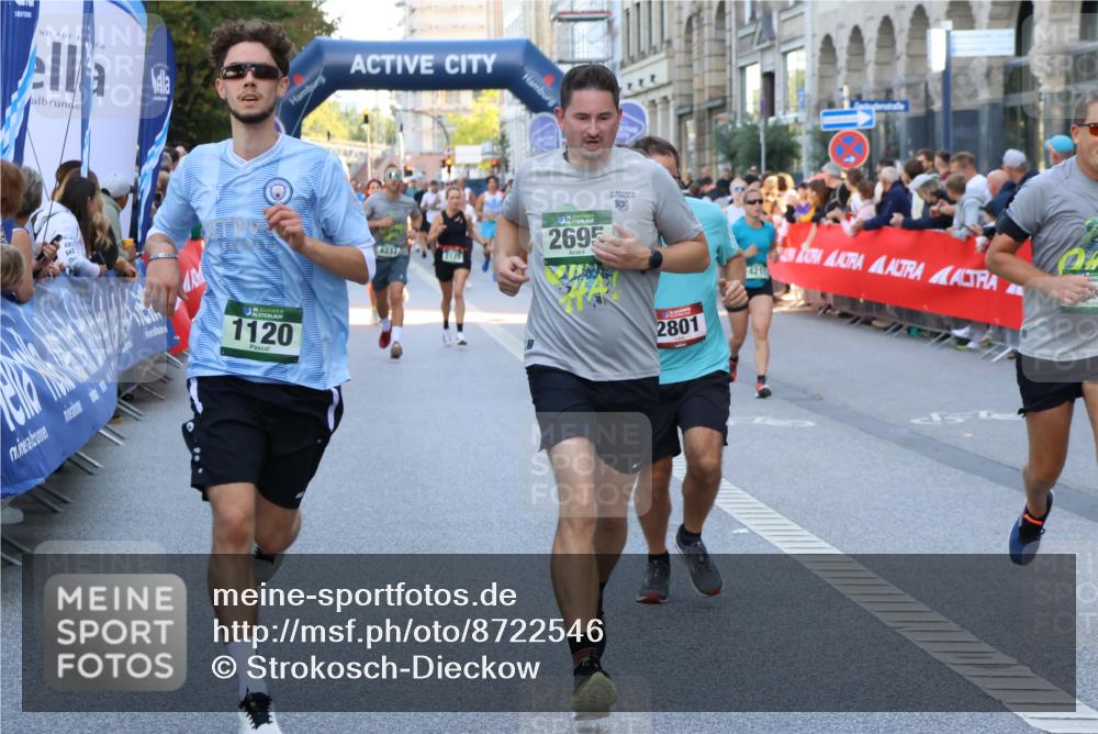 07.09.2025 - BARMER Alsterlauf Strokosch-Dieckow http://msf.ph/oto/8722546 07.09.2025 09:54:02 Ziel 2011, 2920, 3067, 3258, 3396, 3816, 4031, 4083, 4194, 4298, 4540, 5086, 5129, 5295, 6225, 6251, 6276, 8088, 8108, 8405, 8436, 8456 meine-sportfotos.de