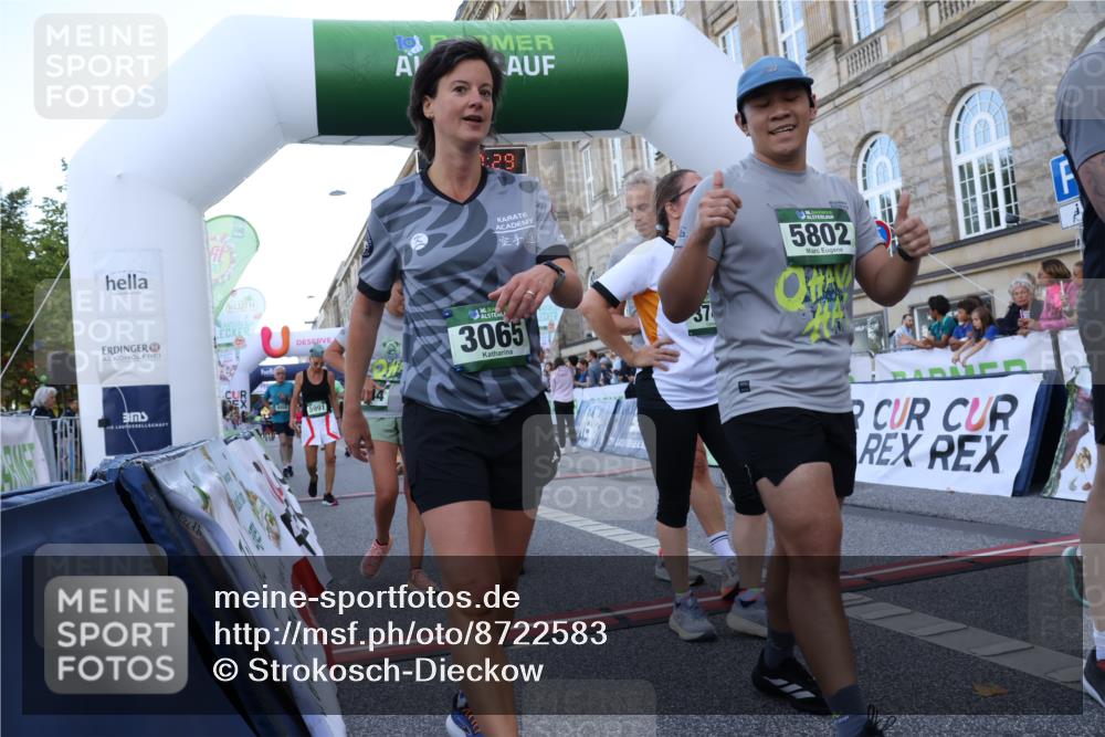 07.09.2025 - BARMER Alsterlauf Strokosch-Dieckow http://msf.ph/oto/8722583 07.09.2025 10:00:27 Ziel 2424, 2495, 3065, 3066, 3232, 3675, 3743, 4044, 4265, 4626, 4815, 4998, 5223, 5770, 5991, 6338, 8032, 8059, 8098 meine-sportfotos.de