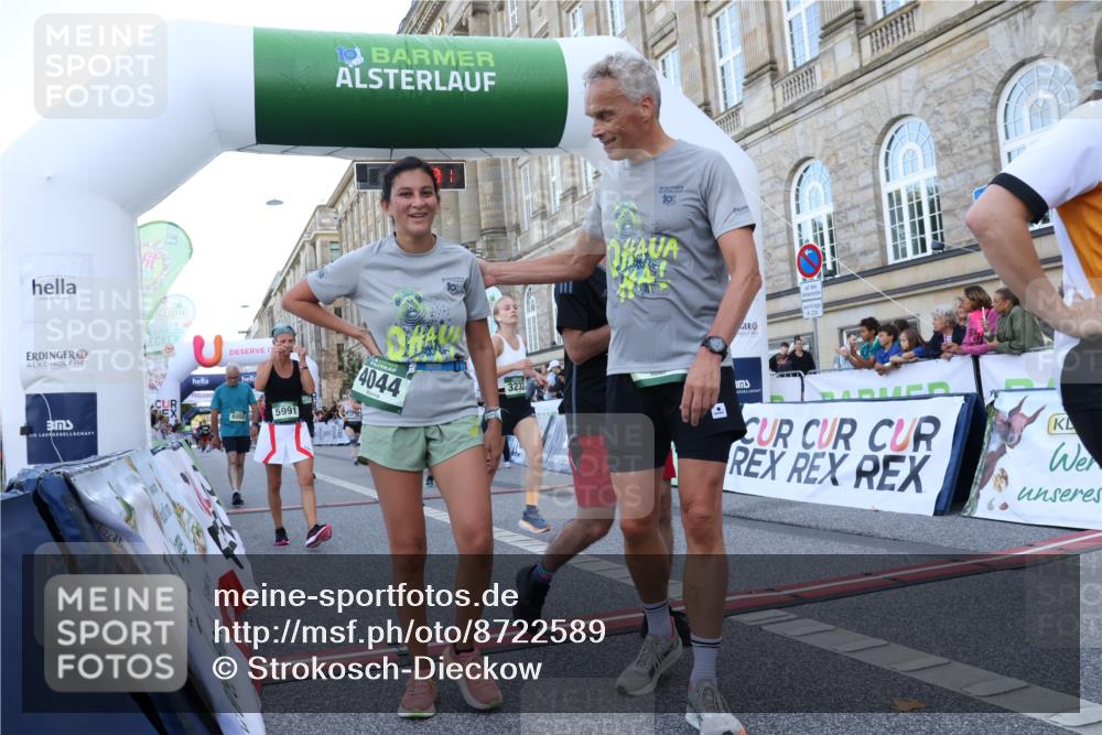 07.09.2025 - BARMER Alsterlauf Strokosch-Dieckow http://msf.ph/oto/8722589 07.09.2025 10:00:29 Ziel 2424, 2434, 2495, 3065, 3066, 3232, 3675, 4044, 4265, 4815, 5223, 5770, 5991, 6338, 8032, 8059, 8098 meine-sportfotos.de