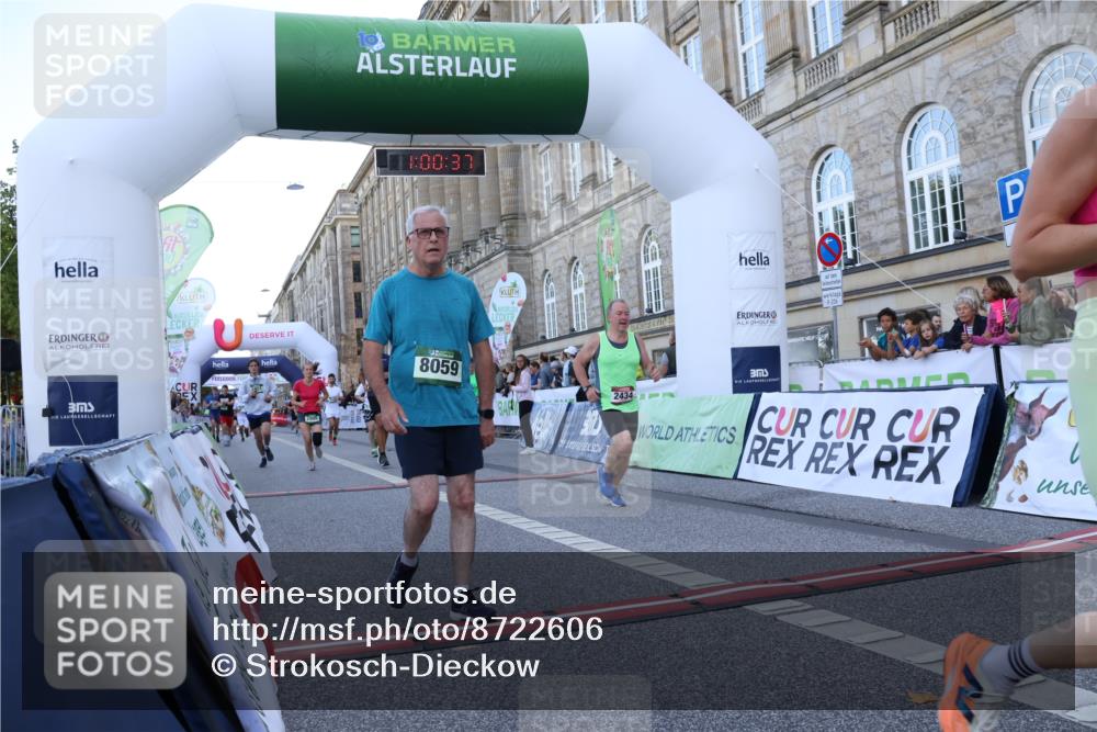 07.09.2025 - BARMER Alsterlauf Strokosch-Dieckow http://msf.ph/oto/8722606 07.09.2025 10:00:36 Ziel 2434, 2495, 2864, 2909, 2911, 3039, 3768, 3857, 4500, 4620, 5223, 5726, 5744, 5851, 6098, 6338, 8032 meine-sportfotos.de