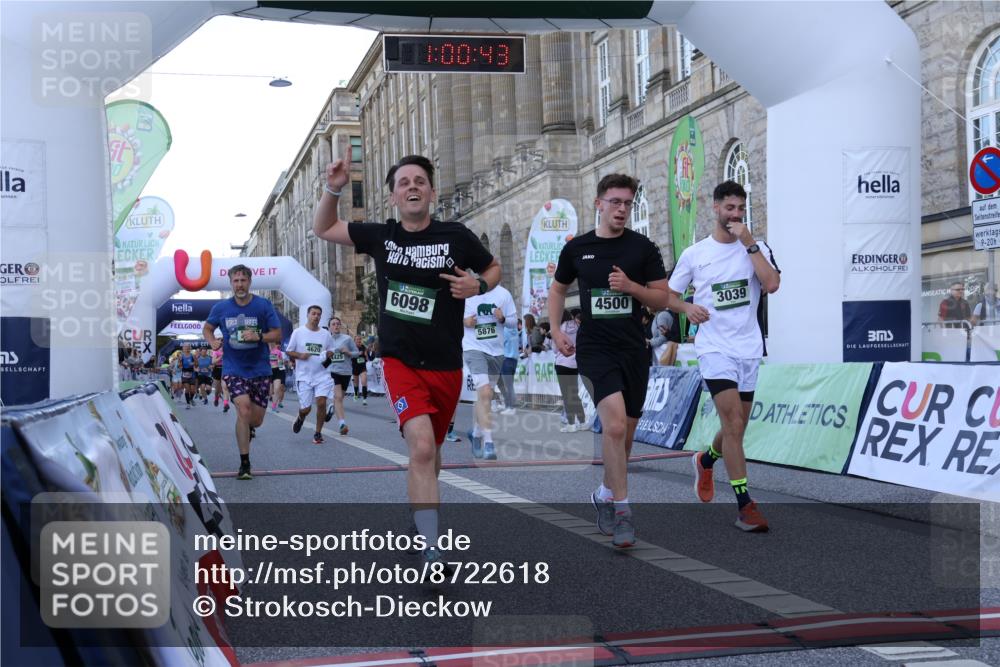 07.09.2025 - BARMER Alsterlauf Strokosch-Dieckow http://msf.ph/oto/8722618 07.09.2025 10:00:41 Ziel 1201, 2864, 2909, 2911, 3039, 3768, 3857, 3859, 3860, 4424, 4425, 4500, 4620, 4917, 5108, 5471, 5726, 5744, 5851, 6098 meine-sportfotos.de