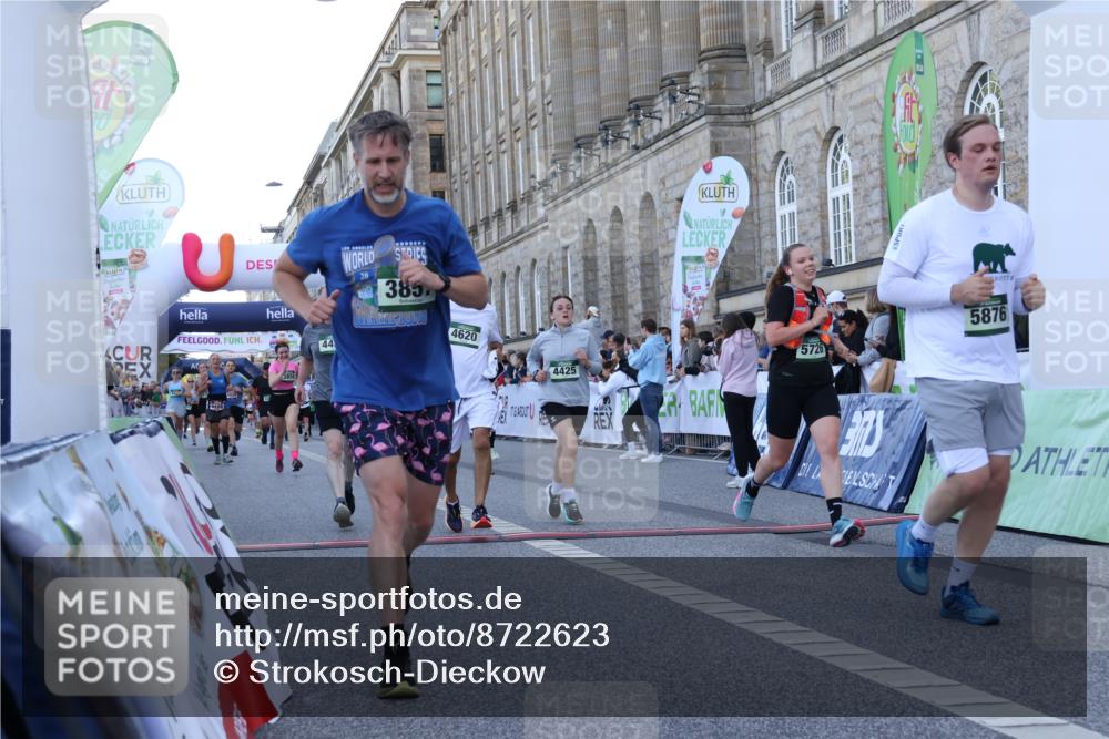07.09.2025 - BARMER Alsterlauf Strokosch-Dieckow http://msf.ph/oto/8722623 07.09.2025 10:00:43 Ziel 1201, 2513, 2909, 3039, 3768, 3857, 3859, 3860, 4424, 4425, 4500, 4620, 4709, 4751, 4781, 4856, 4917, 5108, 5471, 5726, 5744, 5851, 6098 meine-sportfotos.de