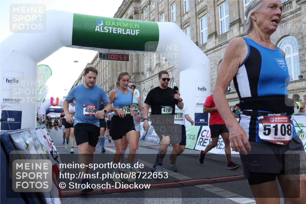 07.09.2025 - BARMER Alsterlauf Strokosch-Dieckow http://msf.ph/oto/8722653 07.09.2025 10:00:51 Ziel 1201, 2124, 2350, 2513, 3260, 3698, 3859, 3860, 4351, 4485, 4505, 4636, 4709, 4751, 4781, 4856, 4917, 5108, 5314, 5357, 5359, 5471, 5477, 5767, 5957, 6084 meine-sportfotos.de